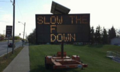 electronic road sign
