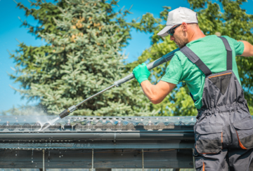 gutter cleaning Chadstone